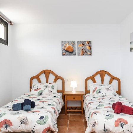 Famara House 12 Βίλα Εξωτερικό φωτογραφία